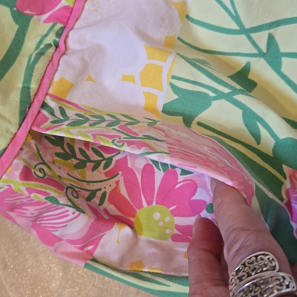 Lilly Pulitzer Vintage Pink and Green Patchwork Shorts - Picture 3 of 7